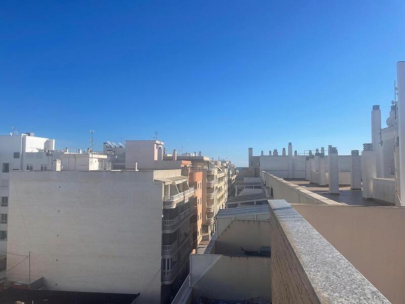 3 bedroom Apartment for sale