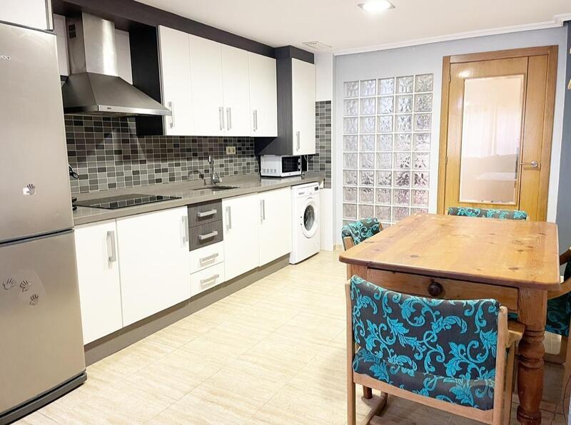 3 bedroom Apartment for sale