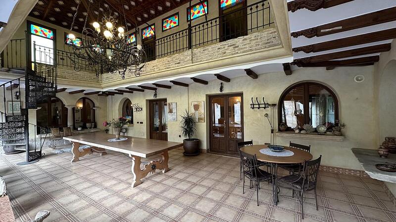 4 slaapkamer Villa Te koop