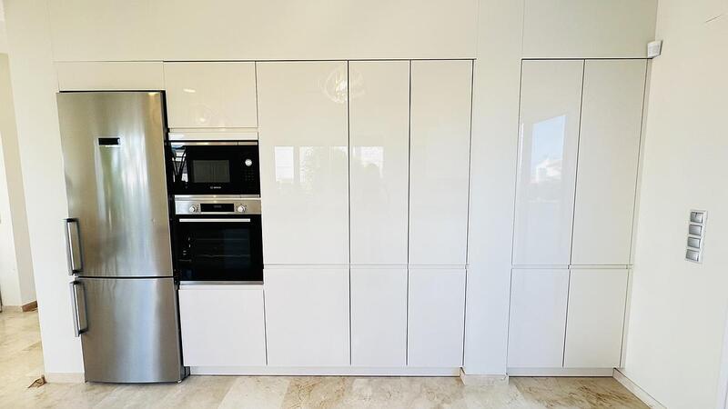 5 спальная комната вилла продается