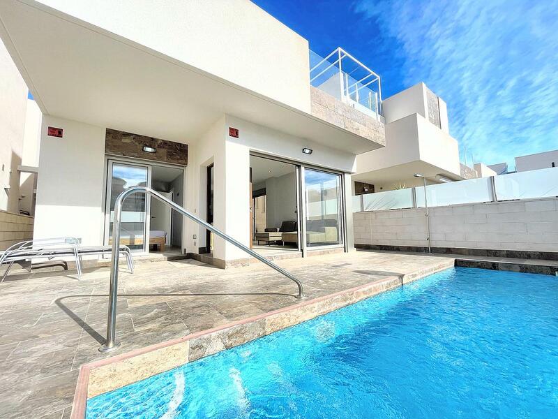 3 Cuarto Villa en venta