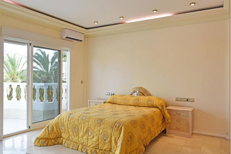5 bedroom Villa for sale