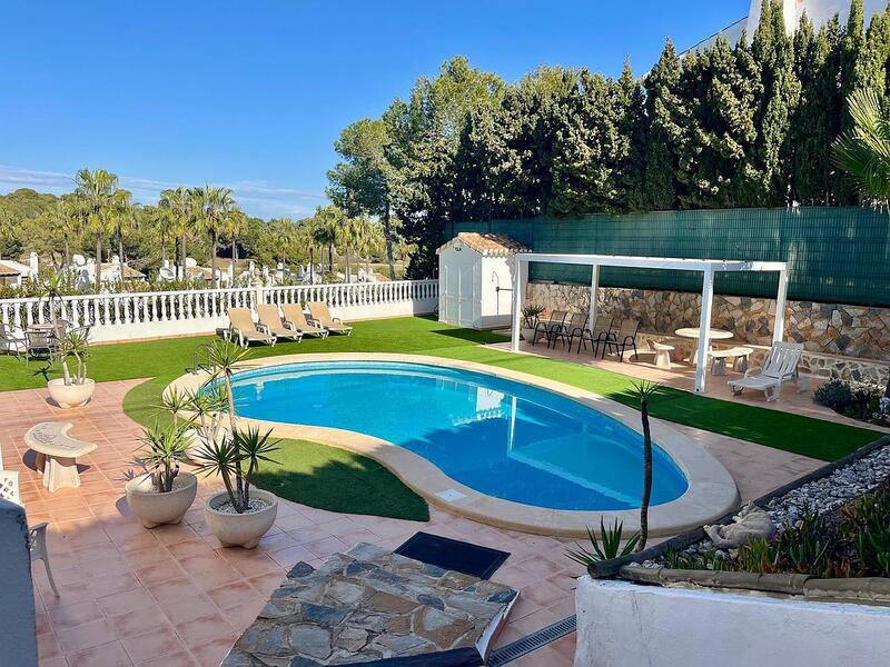 4 bedroom Villa for sale