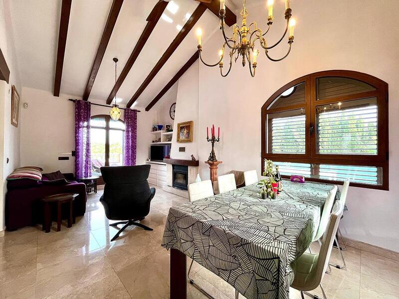 4 bedroom Villa for sale