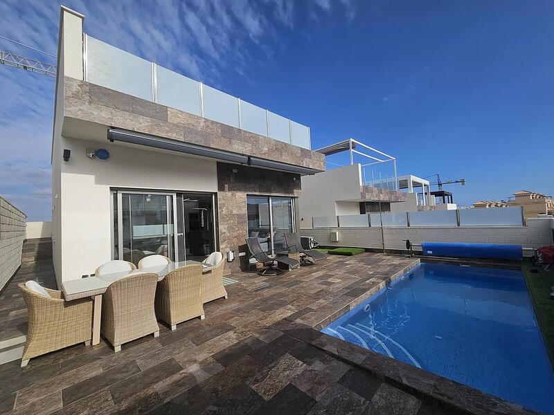 4 slaapkamer Villa Te koop
