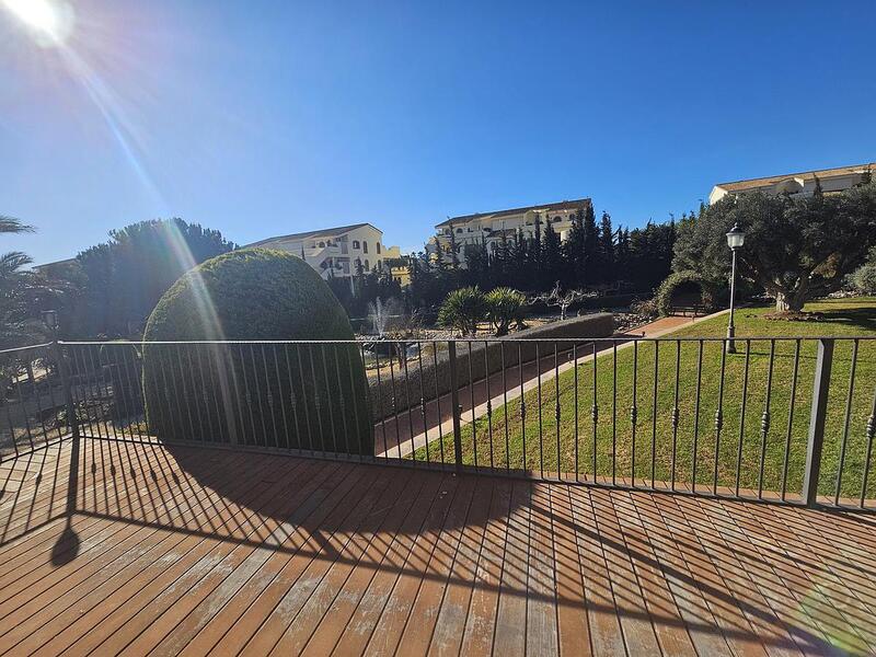 5 bedroom Villa for sale