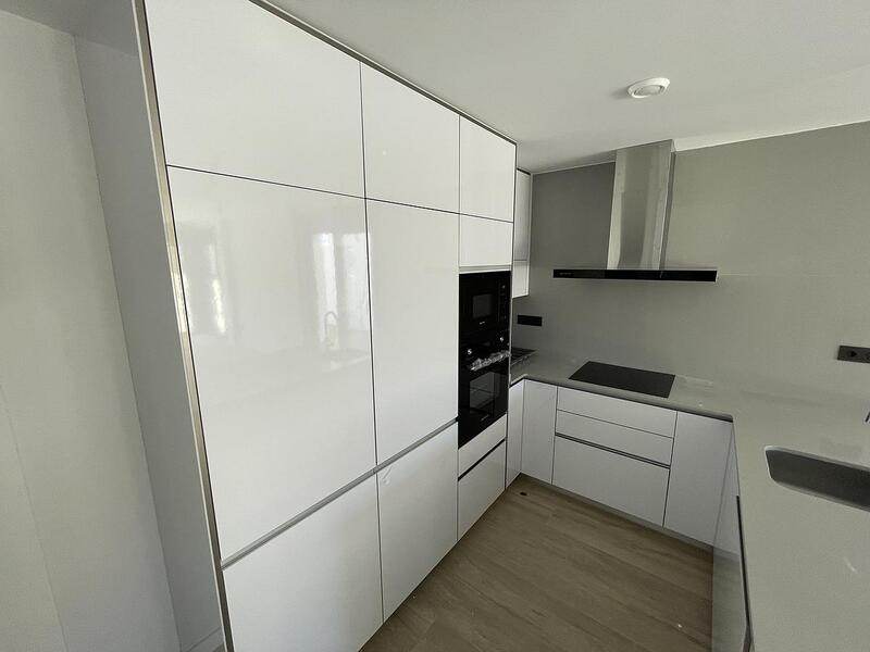 4 Schlafzimmer Appartement zu verkaufen
