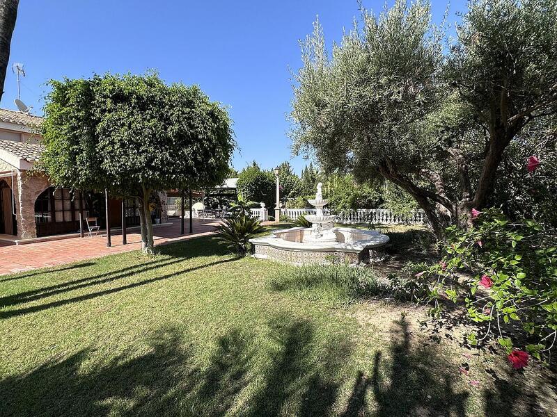 5 soverom Villa til salgs