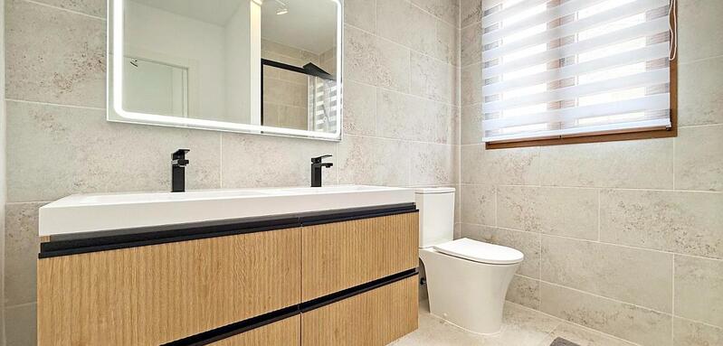3 bedroom Townhouse for sale