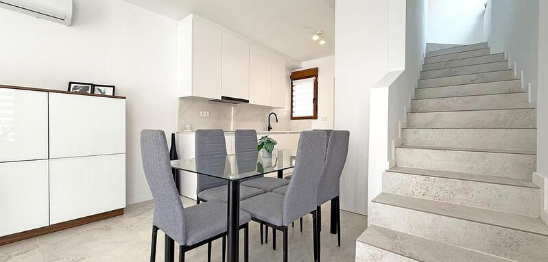3 bedroom Townhouse for sale