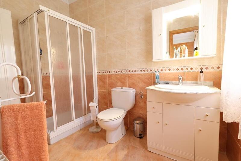2 Schlafzimmer Villa zu verkaufen