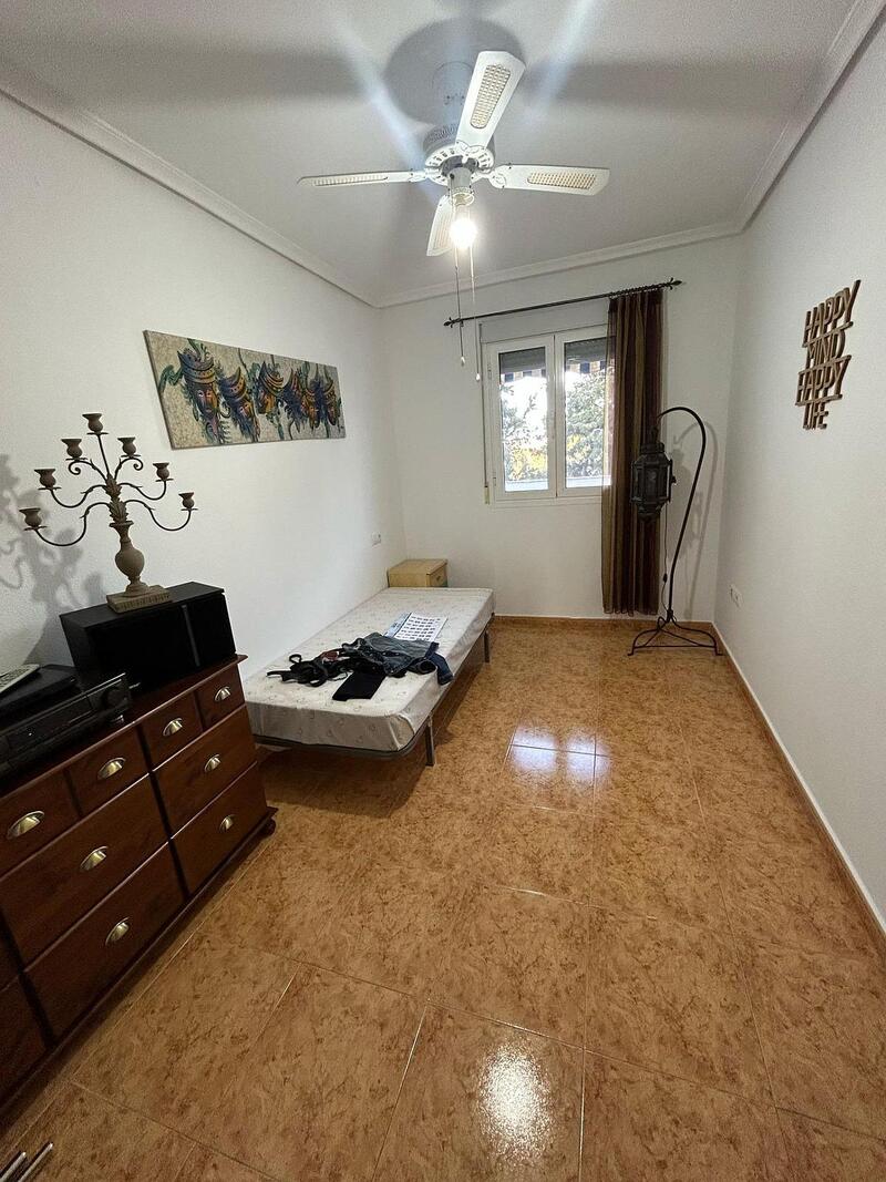 4 Schlafzimmer Stadthaus zu verkaufen