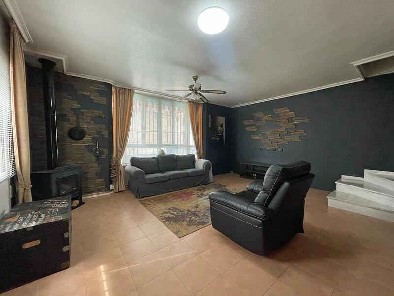 3 Schlafzimmer Stadthaus zu verkaufen