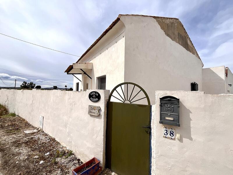 Country House for sale in Dolores, Alicante