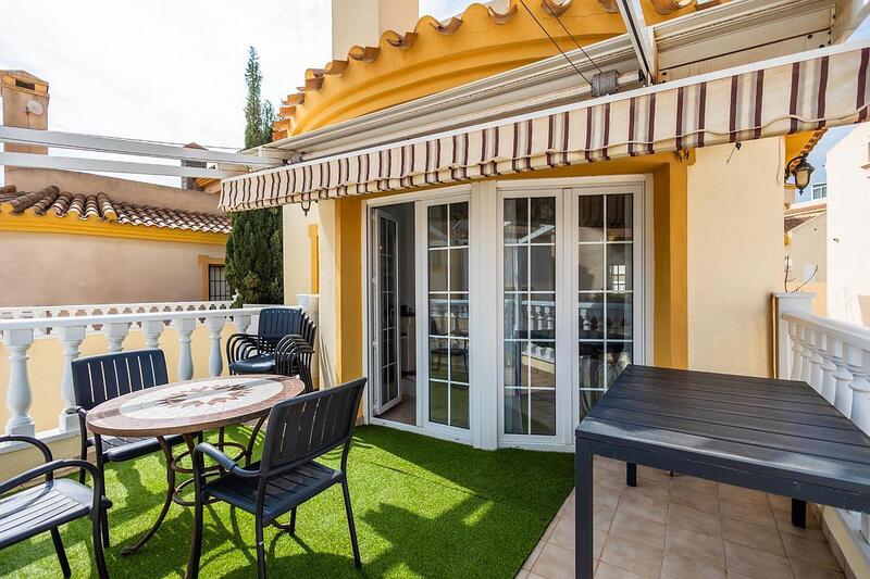 4 Cuarto Villa en venta
