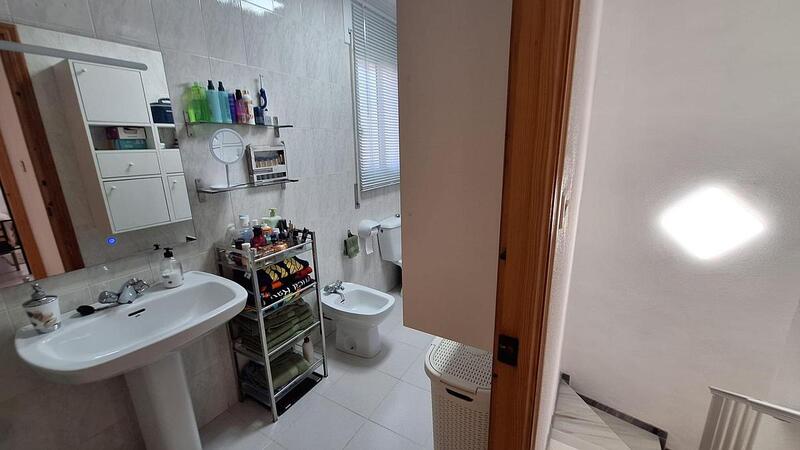 2 Schlafzimmer Stadthaus zu verkaufen