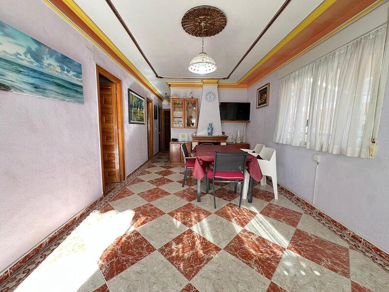 3 bedroom Townhouse for sale