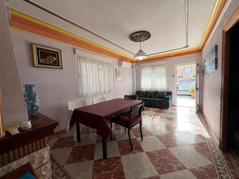 3 bedroom Townhouse for sale