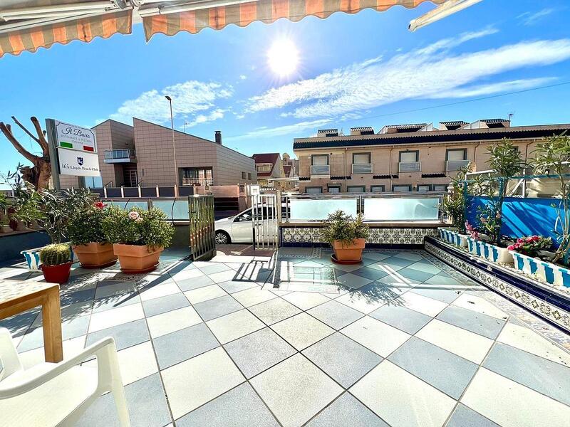 3 bedroom Townhouse for sale