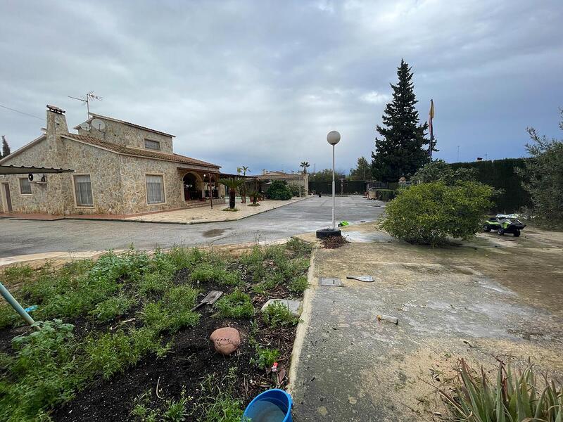 Villa til salgs i Elx/Elche, Alicante