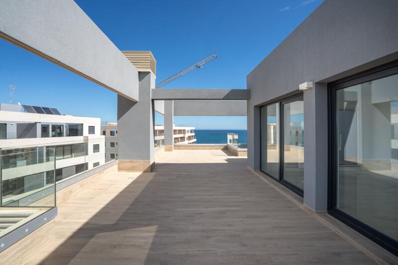 Lejlighed til salg i Torrevieja, Alicante