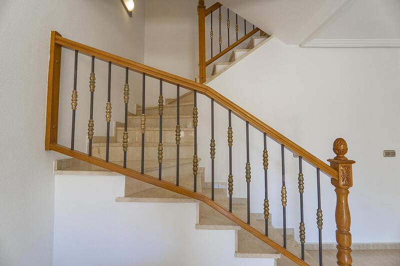 3 bedroom Townhouse for sale