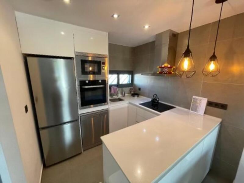 2 slaapkamer Appartement Te koop