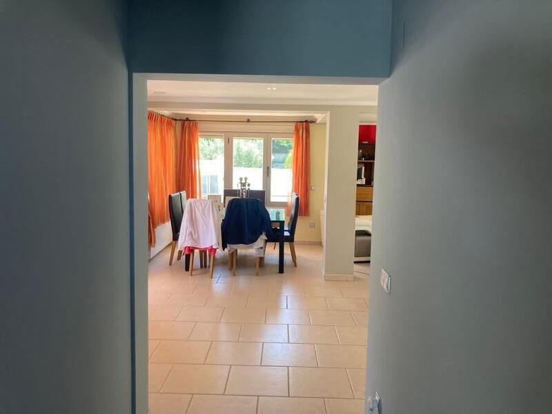 4 Cuarto Villa en venta