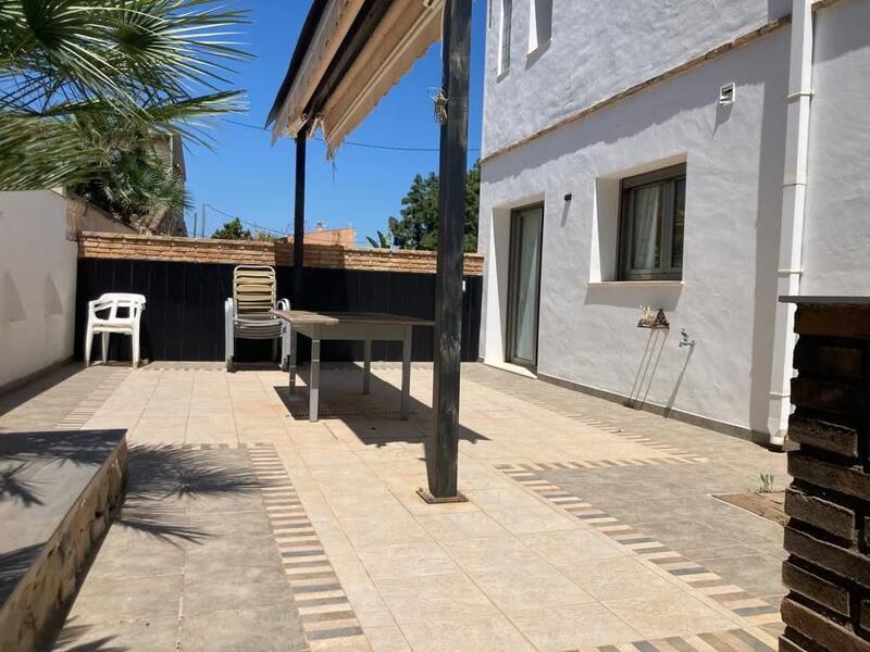 4 Cuarto Villa en venta