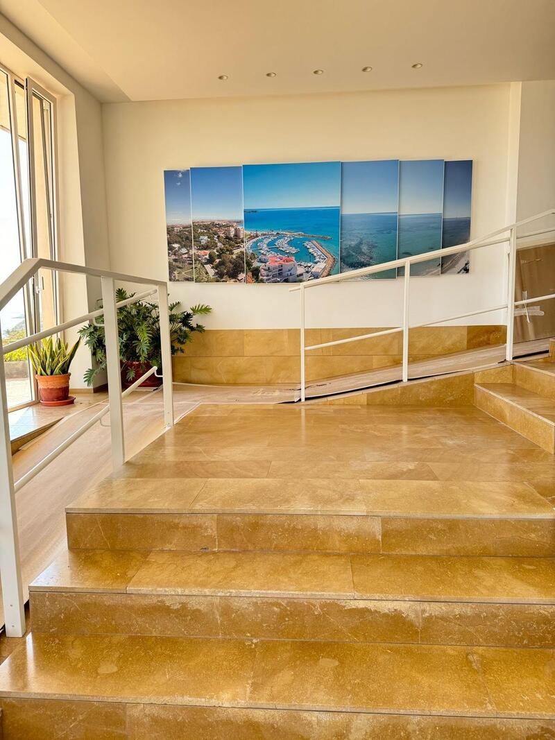 3 bedroom Apartment for sale