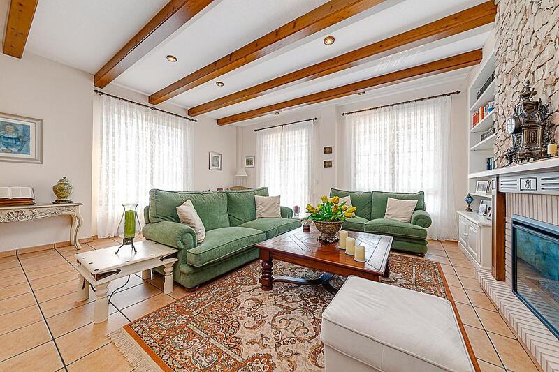 5 bedroom Villa for sale