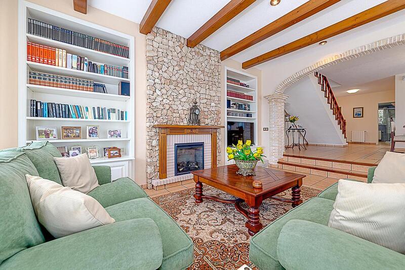 5 bedroom Villa for sale