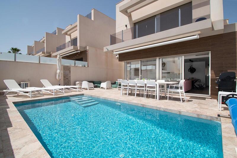 5 bedroom Villa for sale