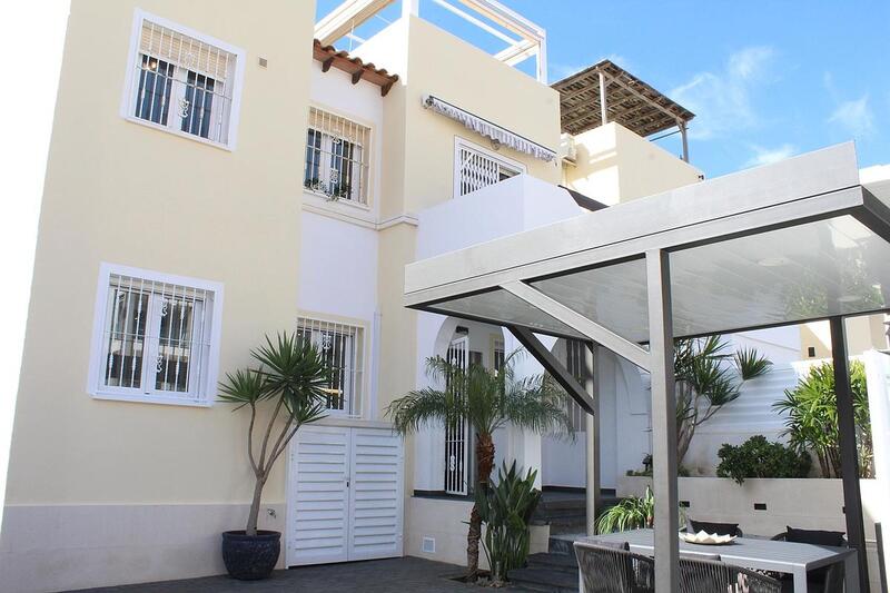 Apartamento en venta en Orihuela Costa, Alicante
