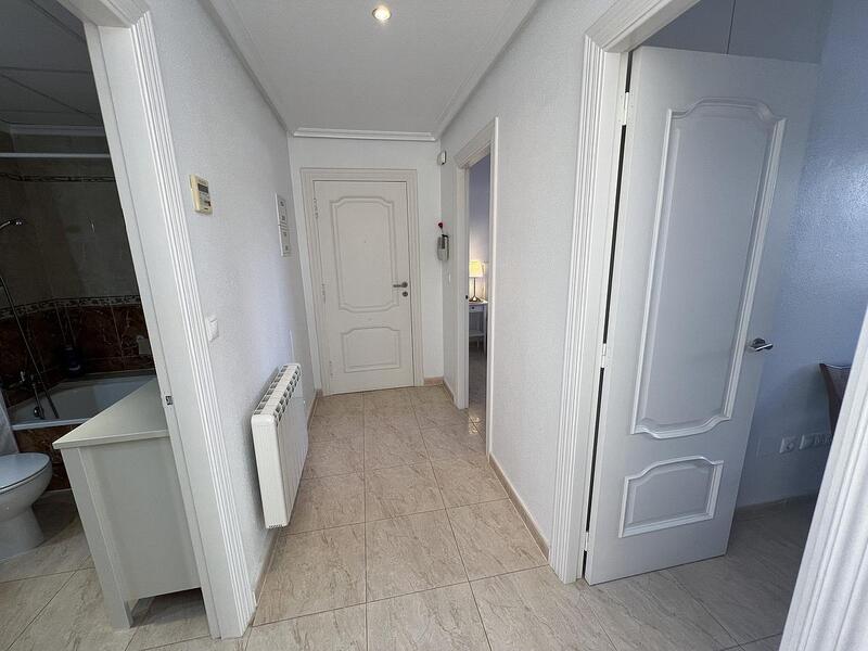 2 slaapkamer Appartement Te koop