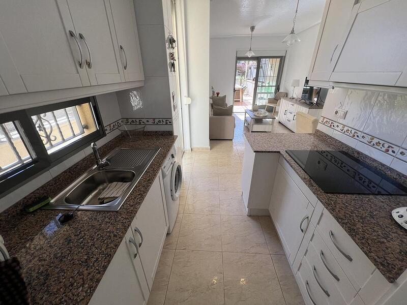 2 slaapkamer Appartement Te koop