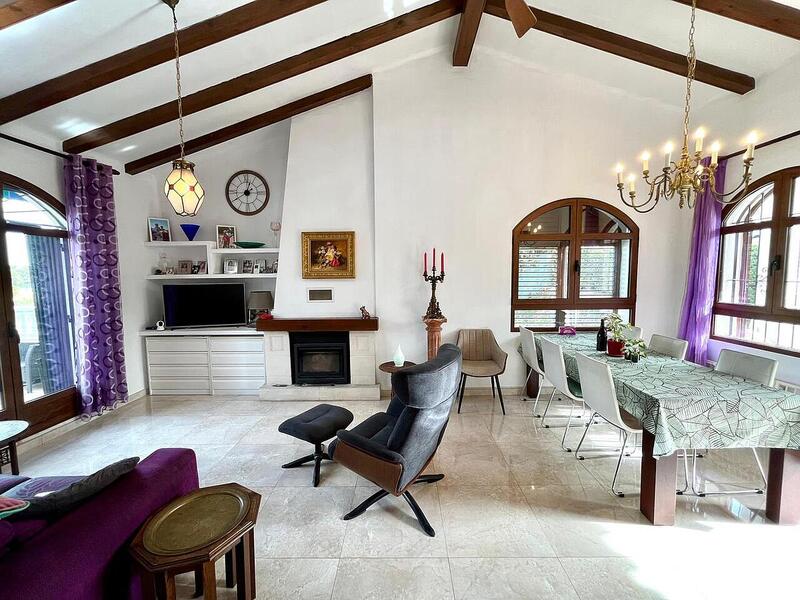 4 bedroom Villa for sale