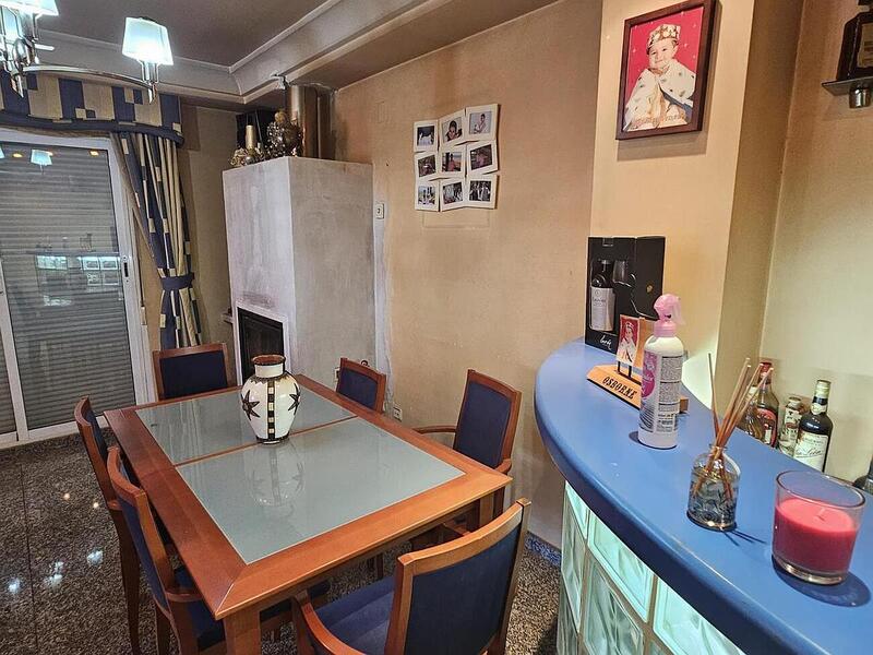 4 Schlafzimmer Appartement zu verkaufen