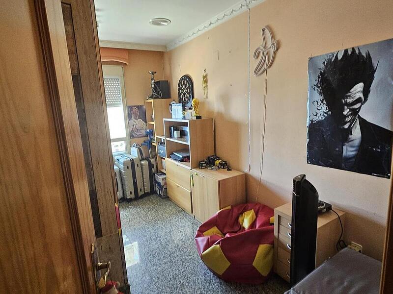 4 Schlafzimmer Appartement zu verkaufen