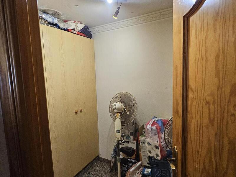 4 Schlafzimmer Appartement zu verkaufen