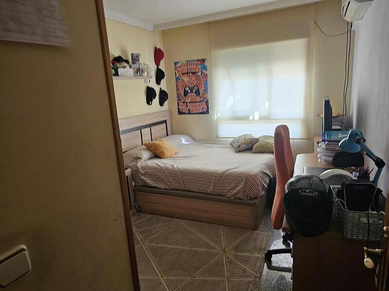 4 Schlafzimmer Appartement zu verkaufen