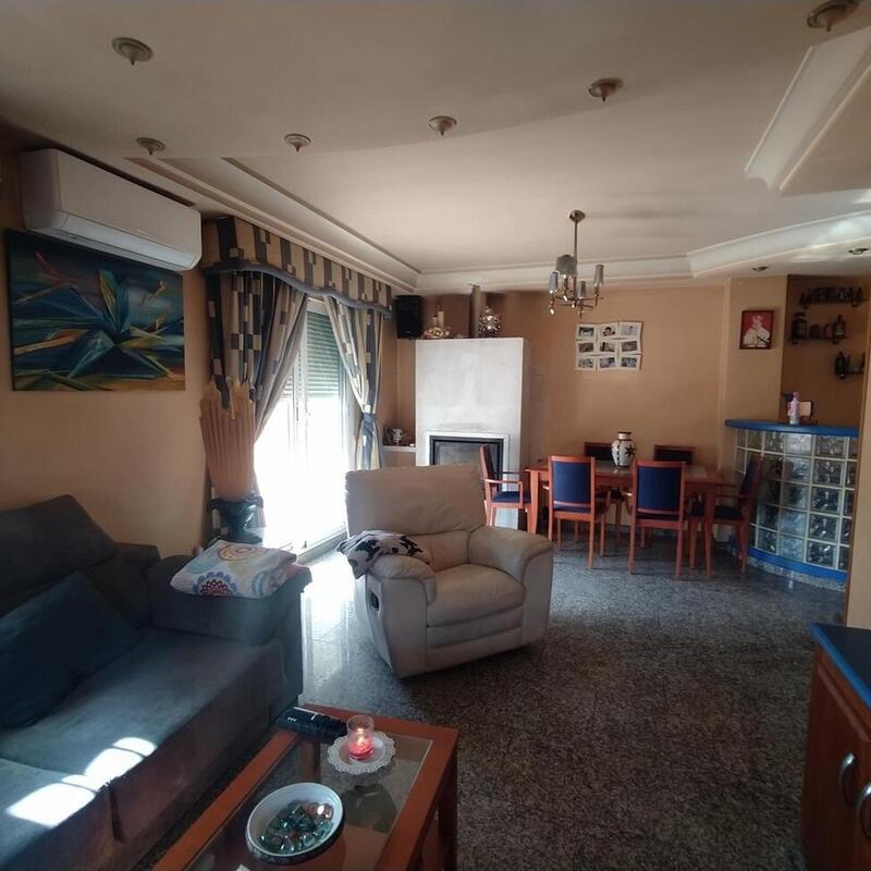 4 Schlafzimmer Appartement zu verkaufen