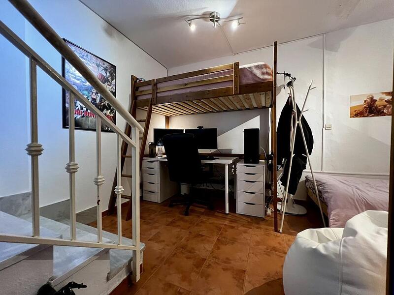 3 slaapkamer Gezinswoning Te koop