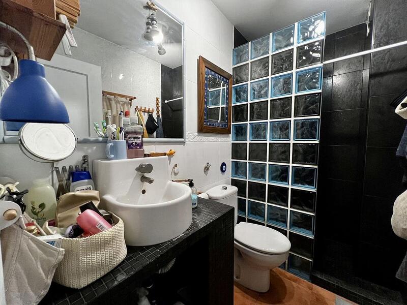 3 slaapkamer Gezinswoning Te koop