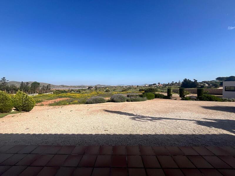 4 Cuarto Villa en venta