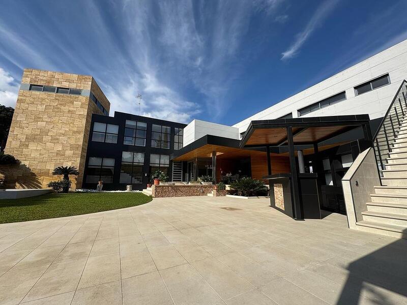 7 Cuarto Villa en venta