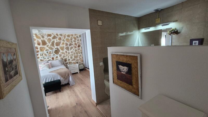 5 bedroom Villa for sale