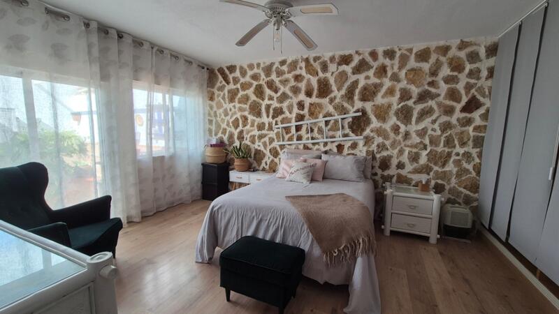 5 bedroom Villa for sale