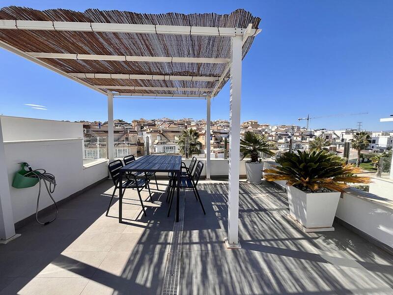 3 Cuarto Adosado en venta