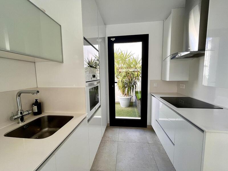 3 Cuarto Adosado en venta